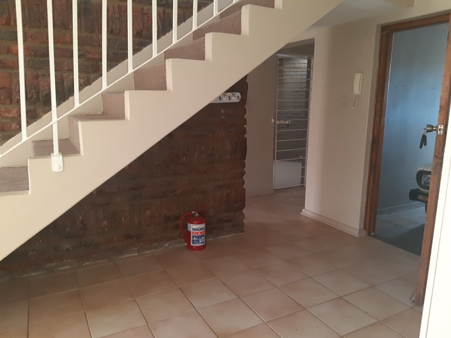 To Let 4 Bedroom Property for Rent in Suidrand Free State